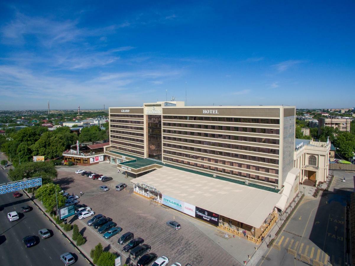 Shymkent Grand Hotel Exterior photo
